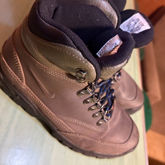 Vintage 90s 1997 Womens Nike ACG Gray Hiking Boots Size 7 - Picture 10 of 11